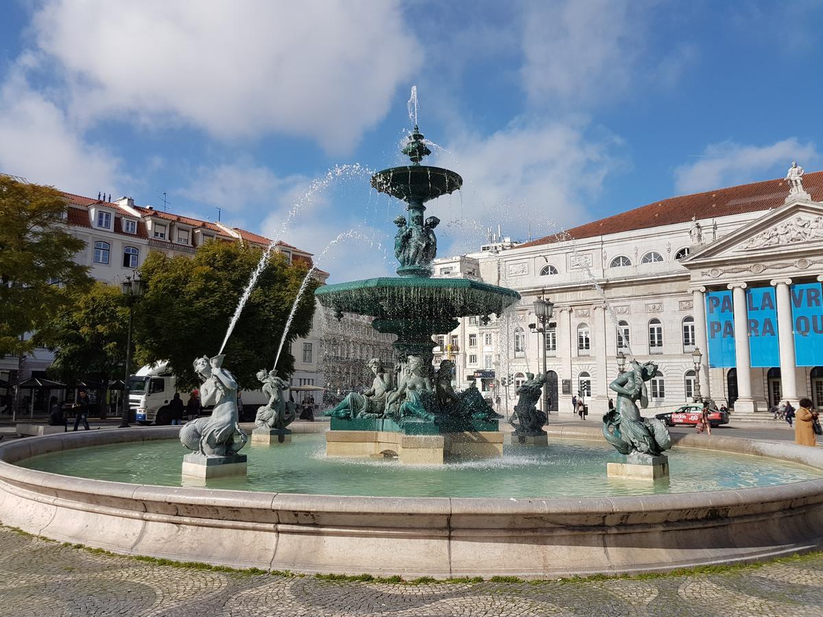 Urban Chic Apartment In The Heart Of Historic Lisboa Exterior foto